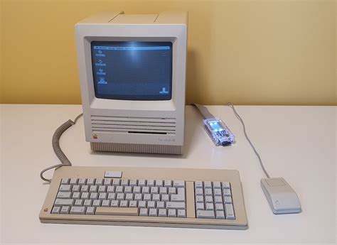 Vintage Apple Macintosh Se 140 Computer