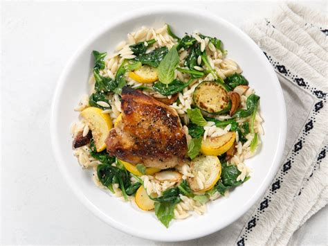 Chicken With Zucchini And Summer Squash