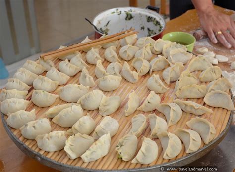 Ravioli di carne al vapore. Ravioli cinesi fatti in casa: ricetta facile |Travel and ...