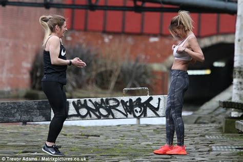 Rhian Sugden Flaunts Her Ample Cleavage In A Pink Crop Top Daily Mail Online