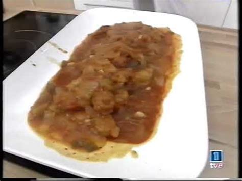 Karlos arguiñano, el cocinero más famoso de la televisión, ofrece cada día nuevas recetas y trucos culinarios en este programa de antena 3, que también se emite en hogarmania. TVE1 La Cocina De Karlos Arguiñano 15 - YouTube