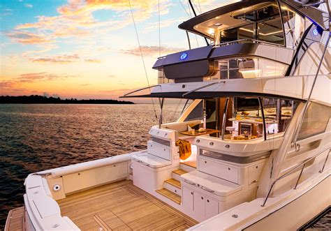 72 Sports Motor Yacht Riviera Australias Premium Luxury Motor