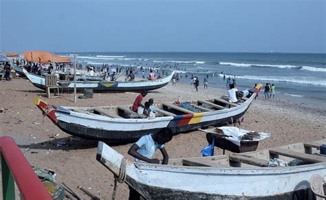 Sakumono Beach Tema Ghana Ghana Tema Ghana Places To Visit