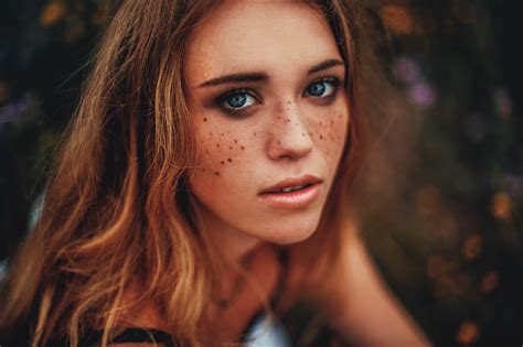 1029124 face women model portrait depth of field long hair red green eyes photography