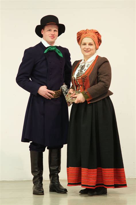 Latvian National Costumes Senaklets Traditional Outfits Folk