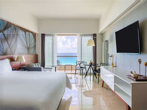 Premium Aqua Club Ocean Front 1 King Live Aqua Beach Resort Cancún