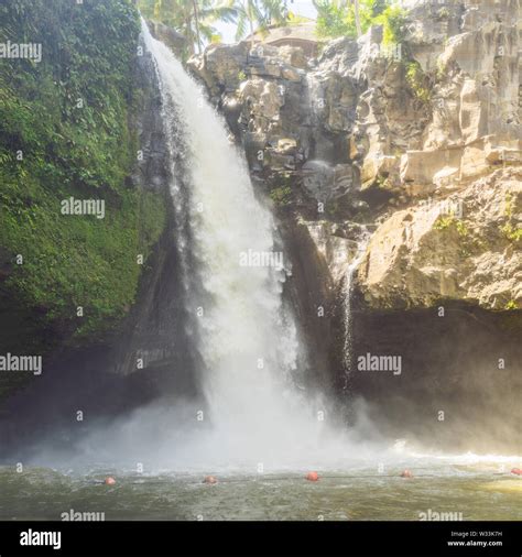 Tegenungan Waterfall Near Ubud Bali Indonesia Tegenungan Waterfall