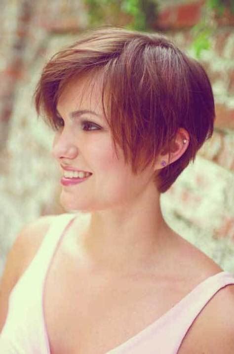 Magnificent Short Haircuts For Thick Hair Womens Fave Hairstyles