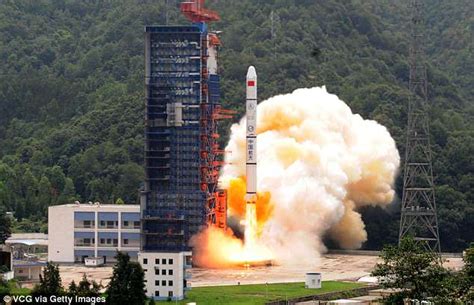 The launch took place at the wenchang although it is hard to predict where the debris will land, the impact could be the equivalent of a small plane crash scattered over 100 miles, mcdowell warns. Debris from a Chinese rocket bursts into flames after ...
