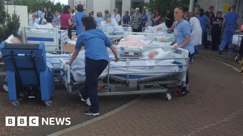 Patients And Staff Evacuated From Wishaw General Hospital Bbc News