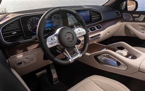 The 2021 mercedes benz g550 s interiors start feeling luxurious and comfortable the moment you step into the suv. Mercedes-AMG GLS 63 2021 | SUV Drive