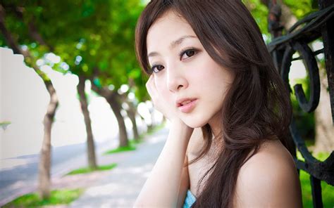Star Hd Photos Bold And Beautiful Chinese Girls Desktop Wallpapers