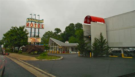 breezeway Motel in Fairfax City | Fairfax county, Places, Fairfax