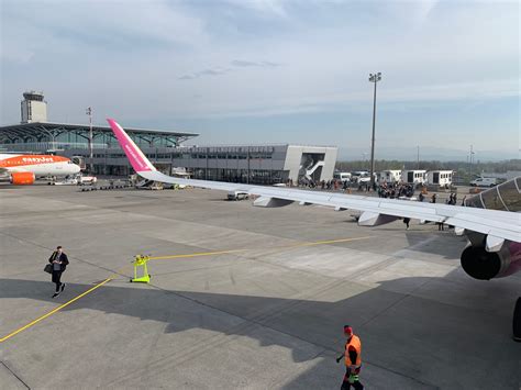Wizz air reviews and flights. Review: Wizz Air A321 Basel To Warsaw - Live and Let's Fly