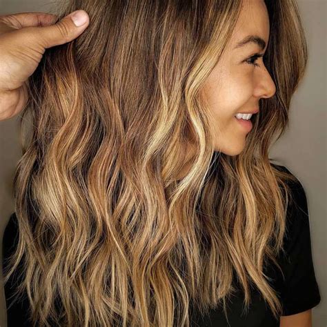 What Are Ghost Layers Stylists Tell All About The Subtle Haircut Trend