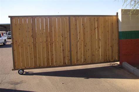 Rolling Driveway Gate With White Cedar Wood Privacy Slats Wood Fence