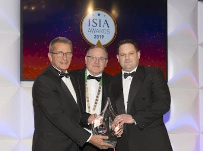 The Door Industry Journal Abloy Uk Honours D Locksmiths With Isia Award