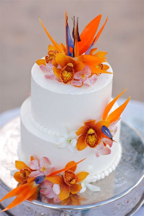 Birds Of Paradise Tropical Wedding Cake Paradise Wedding Bird Of