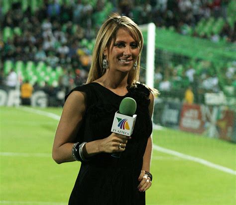 Watch live azteca watch online azteca watch tv azteca web tv azteca webcast. Inés Sainz, Tv Azteca broadcaster | México vs North Korea ...