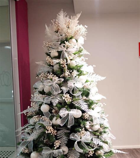 Árvore De Natal → 75 Modelos Para Completar Sua Decoração Arvore De Natal Árvores De Natal