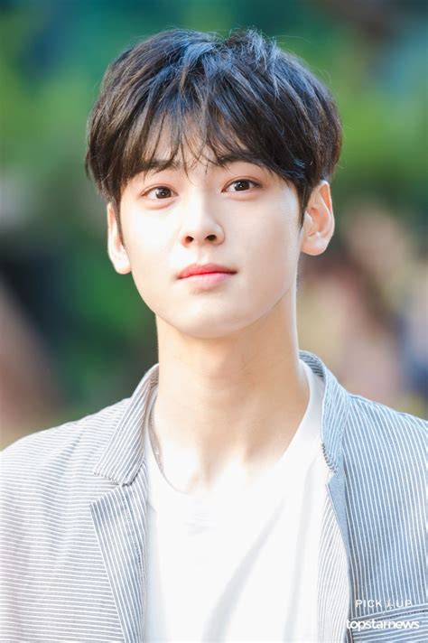 Over the course of time, astro has released a number of eps, albums, and singles such as all light, spring up, summer. 'Xịt máu mũi' với Cha Eun Woo - Mỹ nam đẹp không góc chết ...