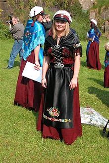 Lists of oldest people by administrative region. Demographics of the Faroe Islands - Wikipedia