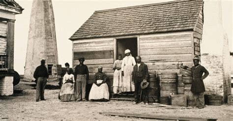 Replica Of Slave Quarters Slave Life Pictures Slavery In America