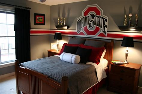 Awesome boys bedroom ideas pictures by pinterest for tween, 10, 9, 8, 7, 6, 4, 3, 5 year old with small rooms on a budget. Interesting Sports Themed Bedrooms for Kids - Interior ...