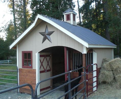 This is perfect if you don't want to hire a. Best 25+ Small barn plans ideas on Pinterest | Barn layout ...