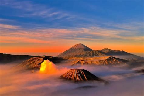 5 Wisata Gunung Menikmati Keindahan Alam Indonesia YanaCircle