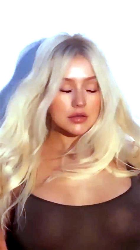 Christina Aguilera Naked Pussy Bobs And Vagene My Xxx Hot Girl