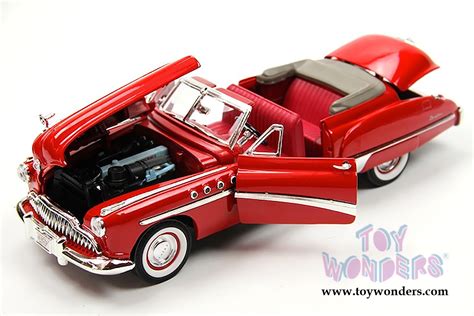 1949 Buick Roadmaster Convertible By Motormax Timeless Classics 118 Scale Diecast Model Car