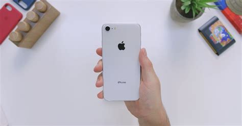 Výroba Iphonu 8 Vyjde Na Necelých 5 500 Kč Apple Ho Prodává Od 20 990