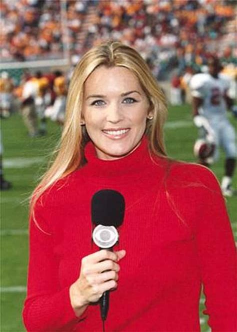 Famous Female Sportscasters Top Sportscasters Best Female Sportscasters