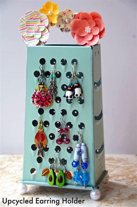 This Homemade Earring Holder Is Perfect For Dangling Earrings That Need