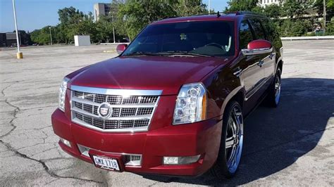 Cadillac Escalade Esv Platinum On 28s Dub Floaters Youtube