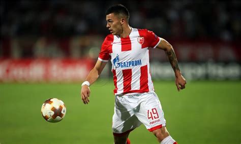 Born 15 february 1996) is a serbian professional footballer who plays for bundesliga club hertha bsc on loan. Napadač Crvene zvezde Nemanja Radonjić u Marseilleu - narod.hr
