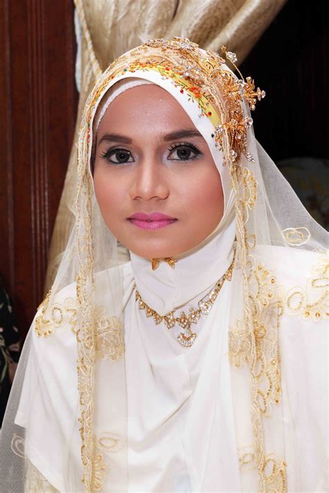 Hingga saat ini foto tersebut sudah mendapatkan lebih dari 10 ribu likes dan. BellezaSalon: Cabaran #2 @ Belleza Salon