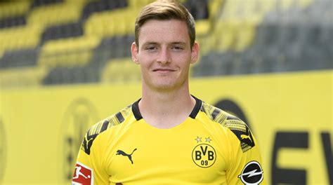 Jun 30, 2021 · sergio gomez (20) is zo ver nog niet, maar hoopt zijn grote doorbraak de komende jaren alsnog te maken. Sergio Gomez - Player profile - DFB data center