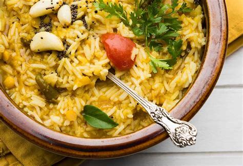 Unique Masoor Dal Khichdi Recipe From Bengal And Hyderabad 24 Mantra