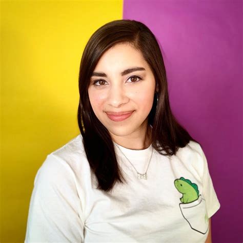 Moriah elizabeth is a famous youtuber who shares videos about craft, vlogs, q&a, and diy. Moriah Elizabeth | Art/Crafts on Instagram: "Link in bio ...