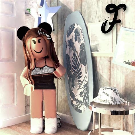 Cute Roblox Wallpapers Roblox Cute Aesthetic Avatar Characters Wallpapers Instagram Profile