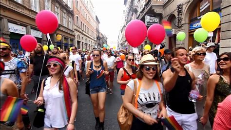 A fesztivál záróeseménye minden évben a budapest pride felvonulás, . Nyitottak vagyunk / We're Open! @ Budapest Pride 2014 ...