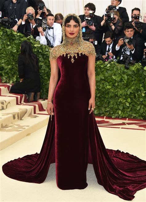 Top 10 Most Iconic Met Gala Looks Of All Time Photos