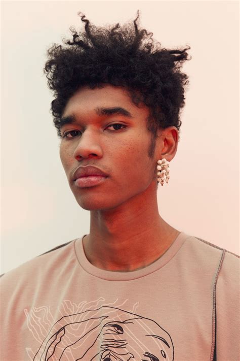 Yellow curly hair cute aesthetic face aesthetic aesthetic. Character inspiration @heywriters #poc #black | Drawing ...