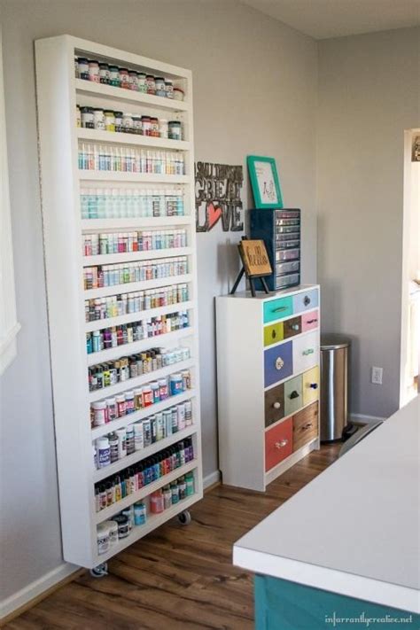 If your craft room is a complete disaster area and you'd like to reorganize and redecorate, check out these 22 ideas for decorating on a budget. Creative, Thrifty, & Small Space Craft Room Organization ...
