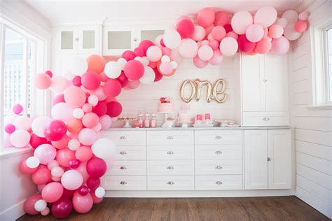 How To Make Balloon Arch