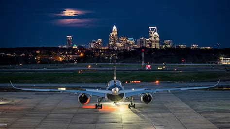 Staging Clt Airport Guide Things To Do Eat And Drink Charlotte