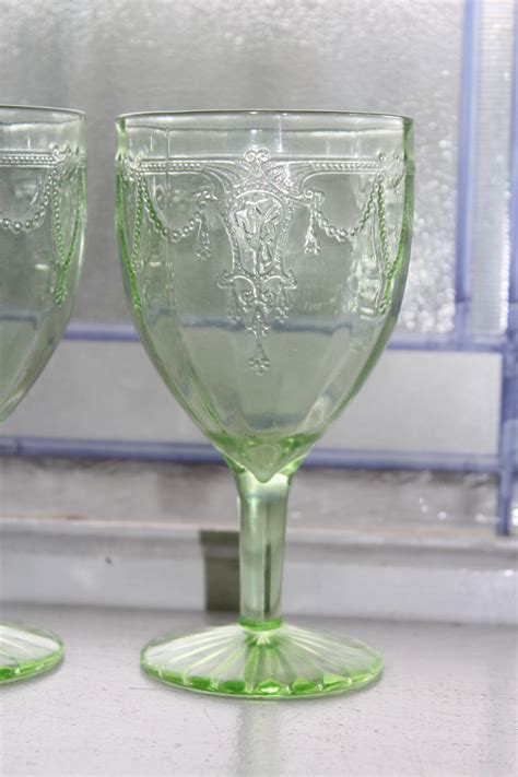 4 Green Depression Glass Goblets Cameo Ballerina Vintage 1930s