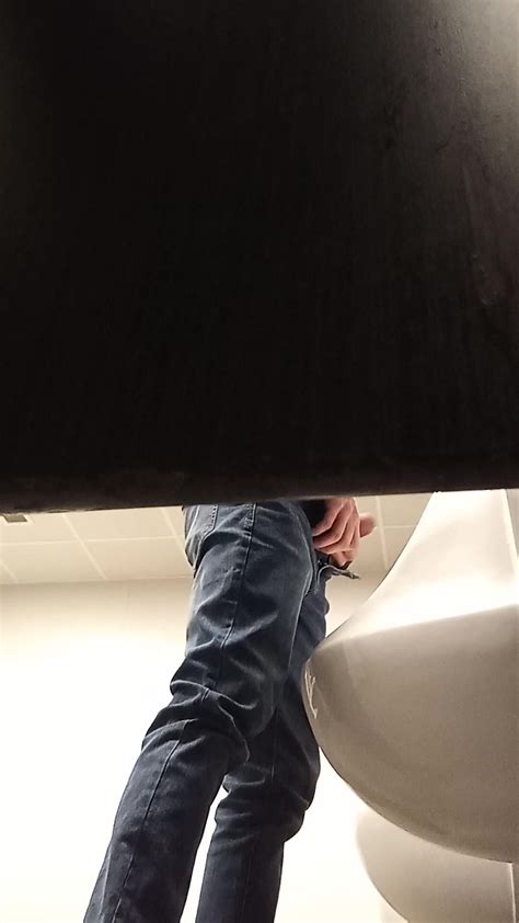 big dick spy at urinal